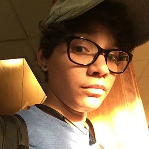 Meet your Posher, Sian